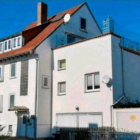 Stilvolle Ferienwohnung Free Parking, Space, Wlan Niestetal Kültér fotó