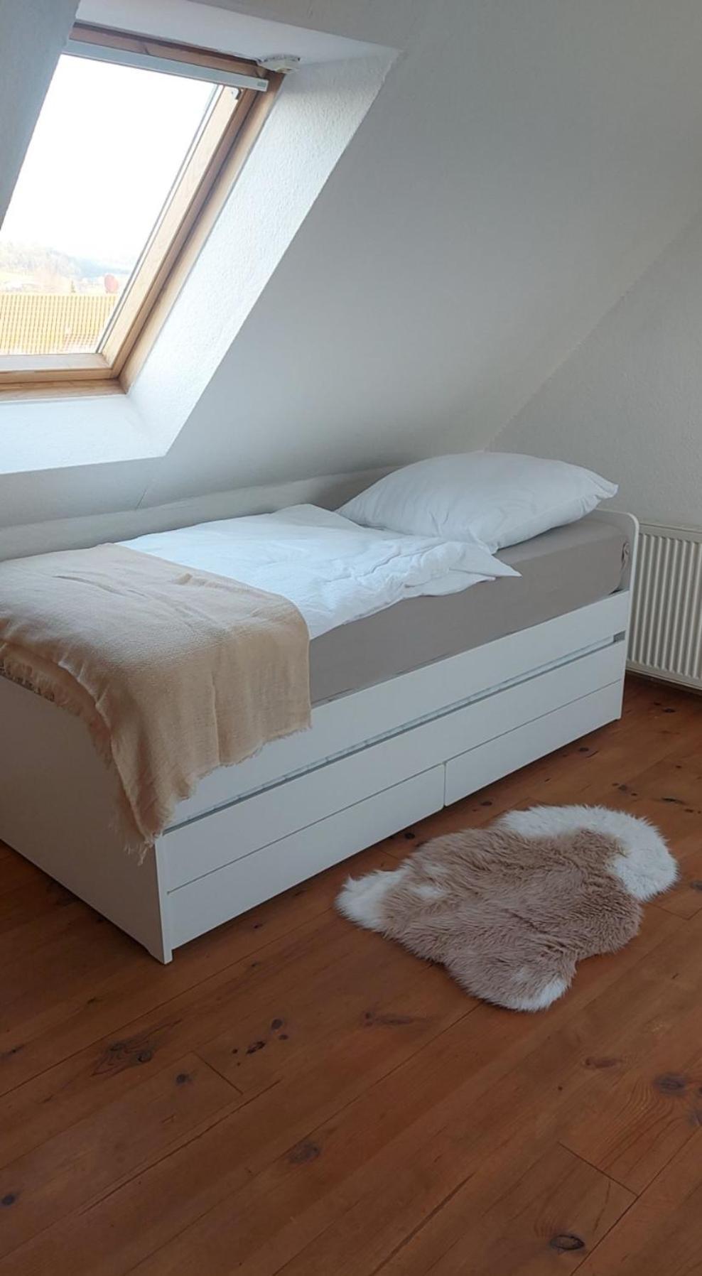 Stilvolle Ferienwohnung Free Parking, Space, Wlan Niestetal Kültér fotó